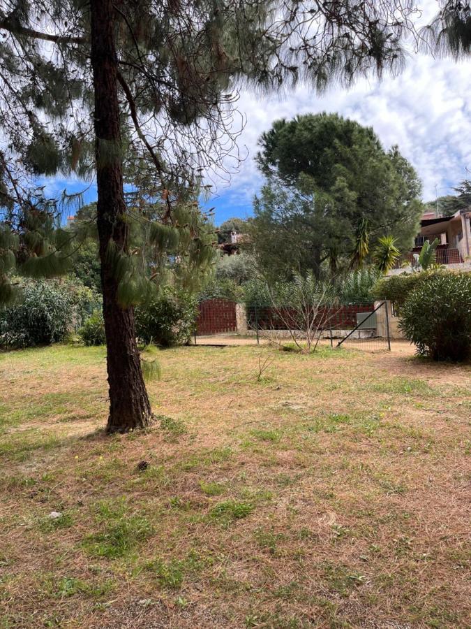 Villa Fiorilla Geremèas Eksteriør bilde